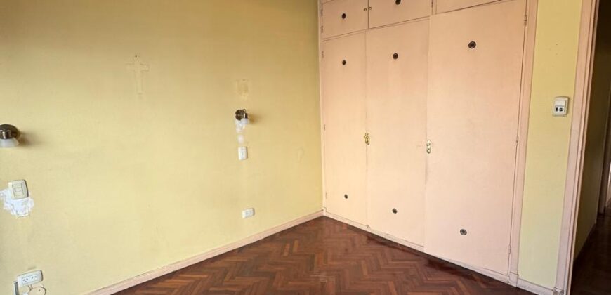 Hermoso piso 3  amb  al frente de 103m2 + baulera a reciclar